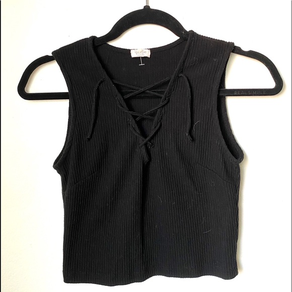Brandy Melville Vivienne Tank - Picture 3 of 5